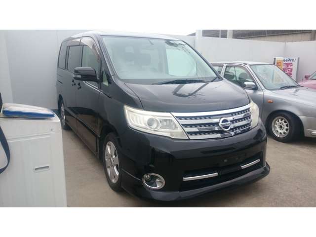 2008 Nissan Serena – thumbnail 3
