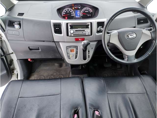 2010 Daihatsu Move – thumbnail 4