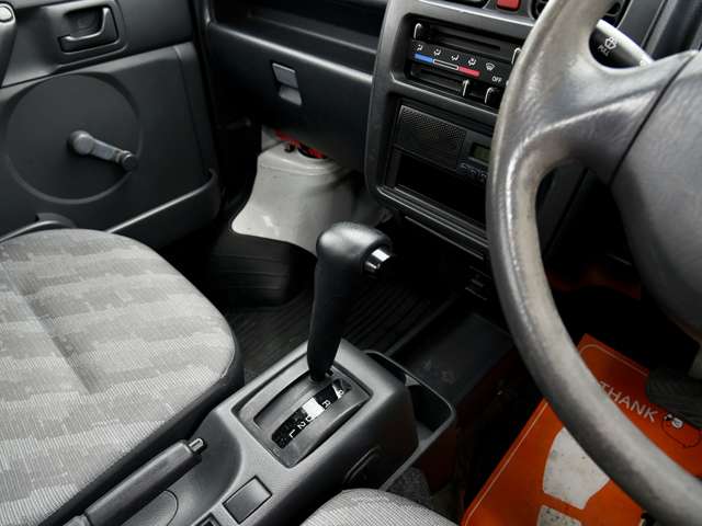 2005 Mazda Scrum Truck – thumbnail 2