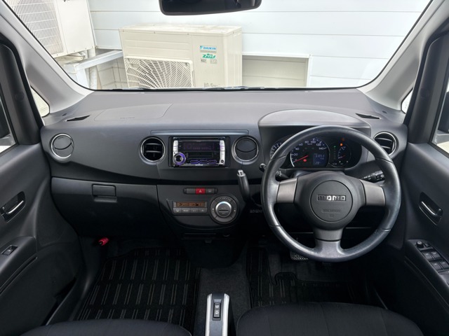 2010 Daihatsu Tanto Exe – thumbnail 2