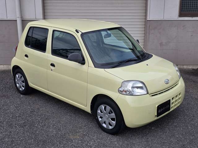 2010 Daihatsu Esse – thumbnail 3