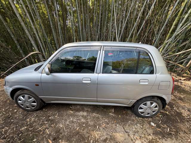 1999 Daihatsu Mira – thumbnail 4