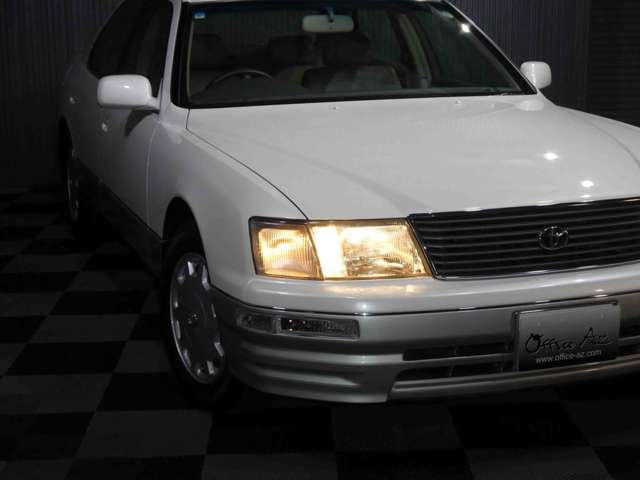 1996 Toyota Celsior – thumbnail 3