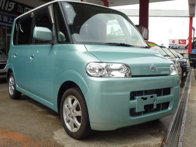 2004 Daihatsu Tanto – thumbnail 3
