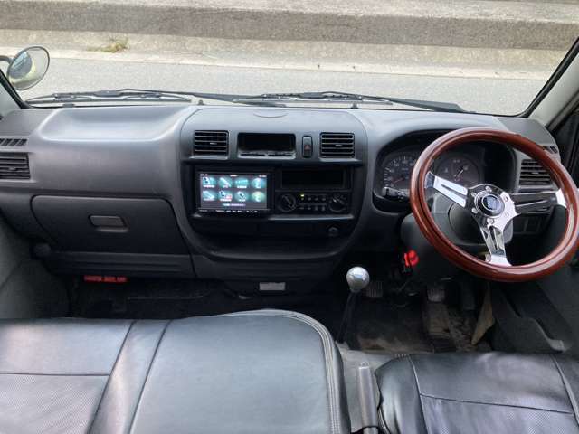 2006 Mazda Bongo Van – thumbnail 3
