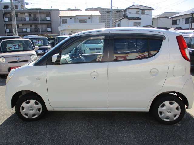 2009 Nissan Moco – thumbnail 4