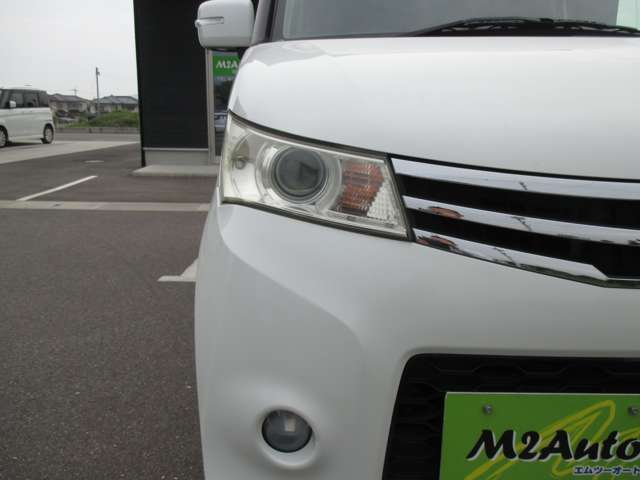 2010 Nissan Roox – thumbnail 3