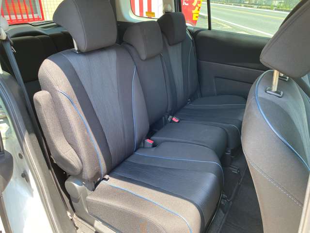 2010 Mazda Premacy – thumbnail 3