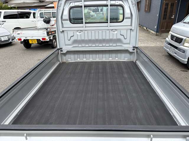 2010 Suzuki Carry – thumbnail 4