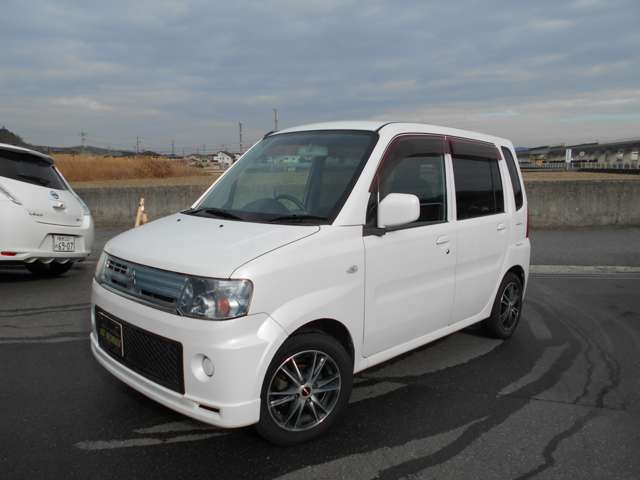 2009 Mitsubishi Toppo – thumbnail 4