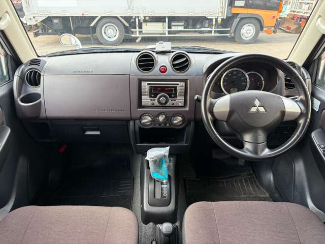 2010 Mitsubishi Pajero Mini – thumbnail 3