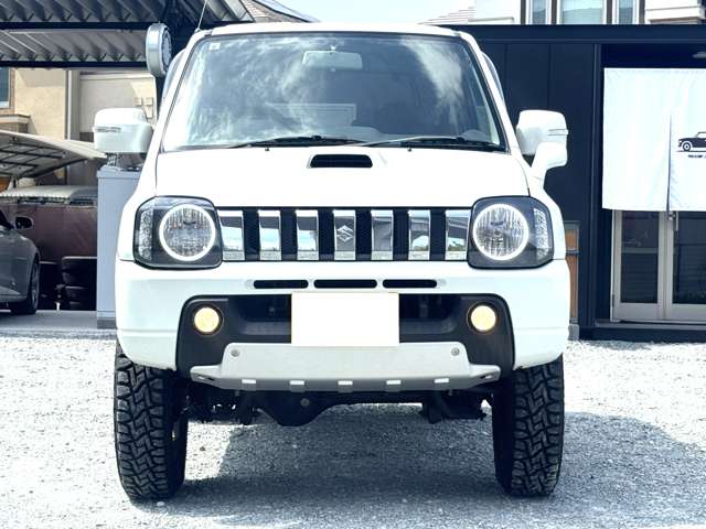 2010 Suzuki Jimny – thumbnail 3