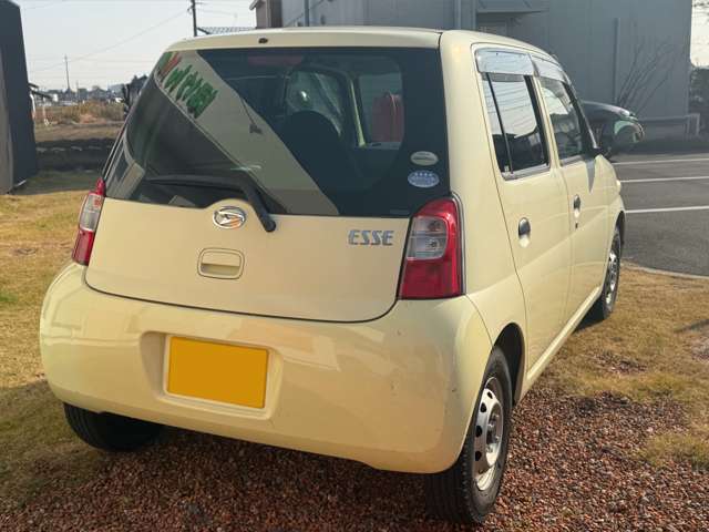 2010 Daihatsu Esse – thumbnail 3
