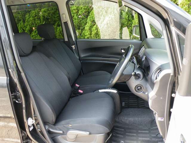 2010 Daihatsu Tanto Exe – thumbnail 4