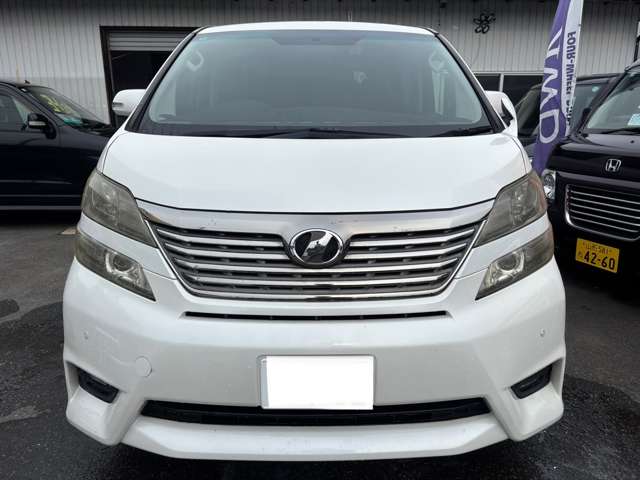 2010 Toyota Vellfire – thumbnail 4