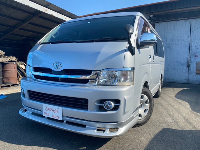 2010 Toyota Hiace