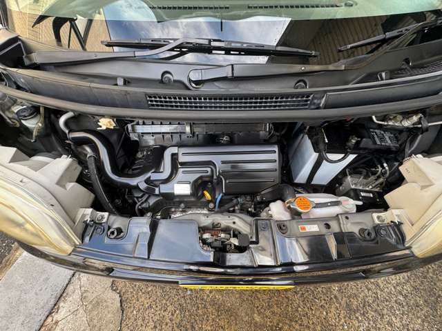 2010 Daihatsu Tanto – thumbnail 2