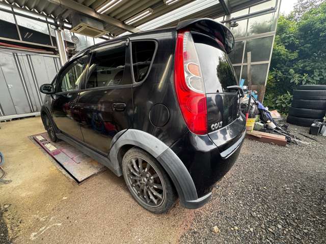 2008 Mitsubishi Colt – thumbnail 4