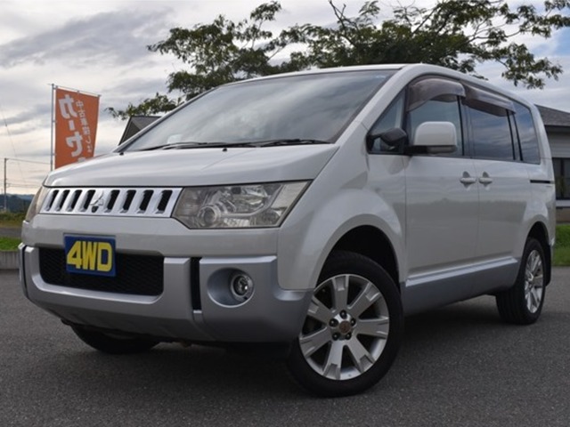 2010 Mitsubishi Delica D:5