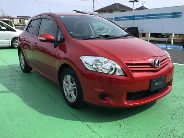 2010 Toyota Auris – thumbnail 4
