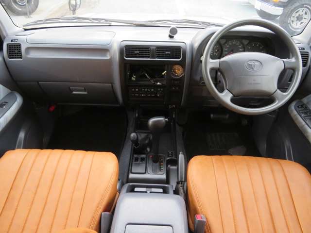 2001 Toyota Land Cruiser Prado – thumbnail 3