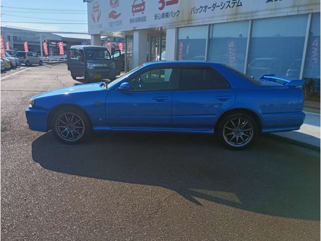 2000 Nissan Skyline – thumbnail 4