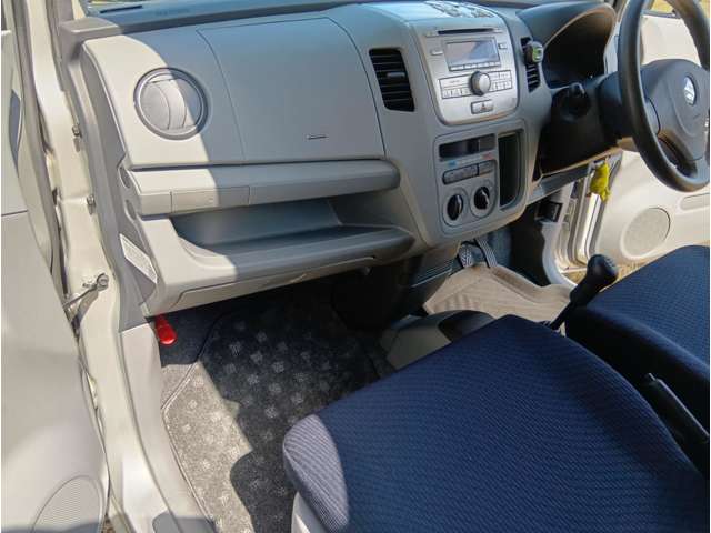 2010 Suzuki Wagon R – thumbnail 4