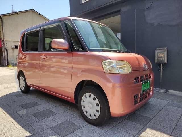 2010 Daihatsu Tanto – thumbnail 2