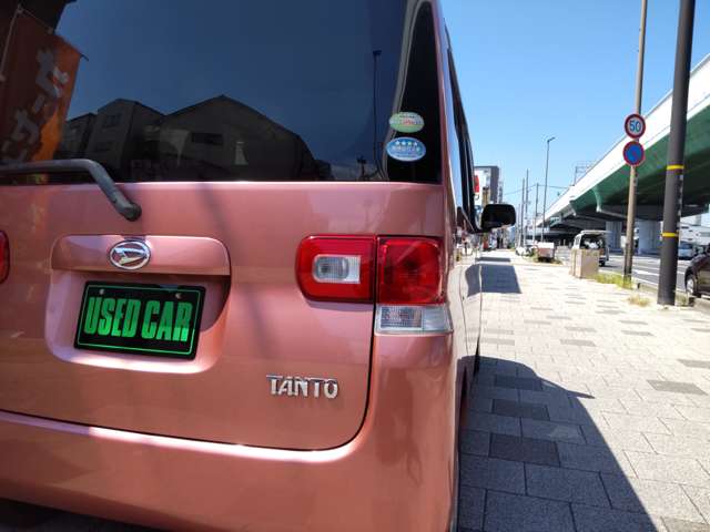 2010 Daihatsu Tanto – thumbnail 4