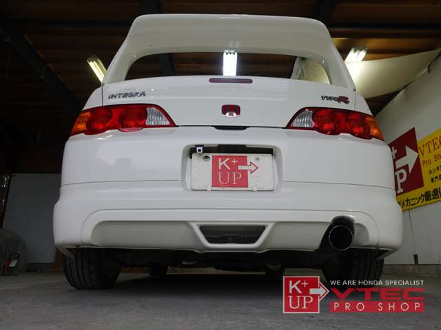 2004 Honda Integra Type R – thumbnail 4