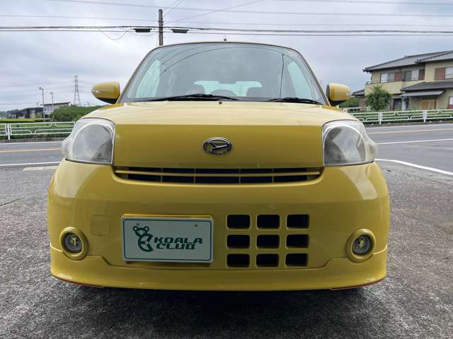 2010 Daihatsu Esse – thumbnail 2