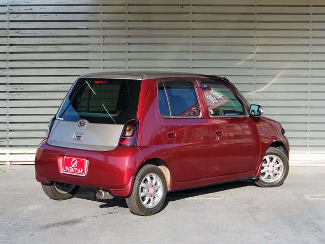 2009 Daihatsu Esse – thumbnail 2