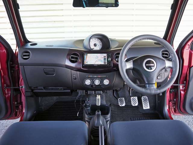 2009 Daihatsu Esse – thumbnail 3