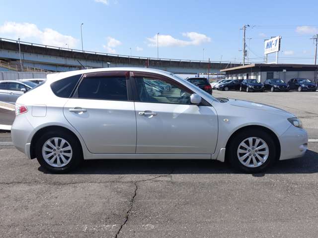 2008 Subaru Impreza Hatchback – thumbnail 4
