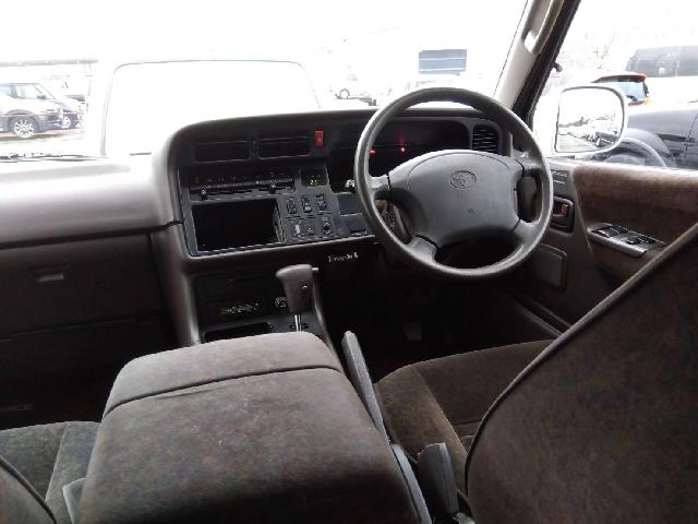 1994 Toyota Hiace – thumbnail 3
