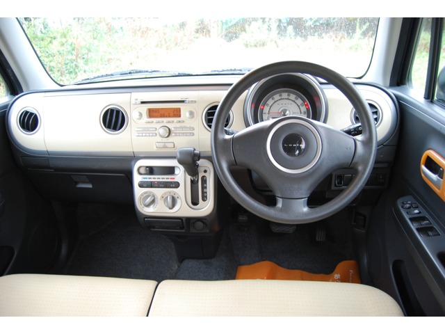 2010 Suzuki Alto Lapin – thumbnail 2