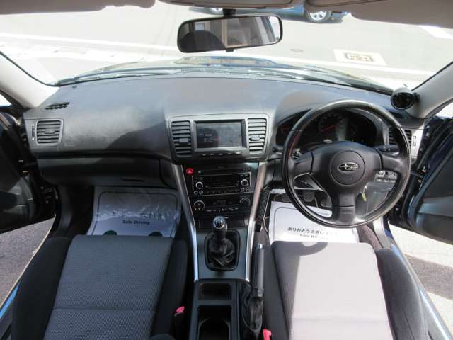 2005 Subaru Legacy Touring Wagon – thumbnail 3