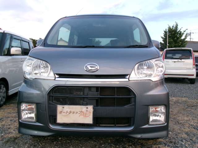 2010 Daihatsu Tanto Exe – thumbnail 2
