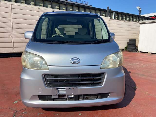 2010 Daihatsu Tanto Exe – thumbnail 4