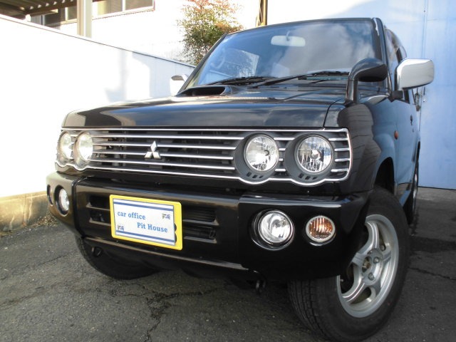 2005 Mitsubishi Pajero Mini