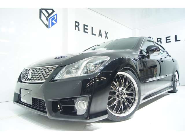 2010 Toyota Crown Athlete – thumbnail 2