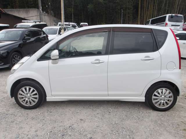 2010 Daihatsu Move – thumbnail 3