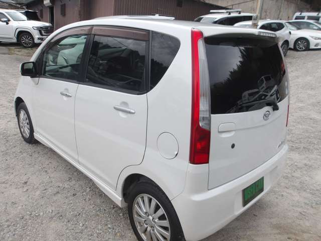 2010 Daihatsu Move – thumbnail 4