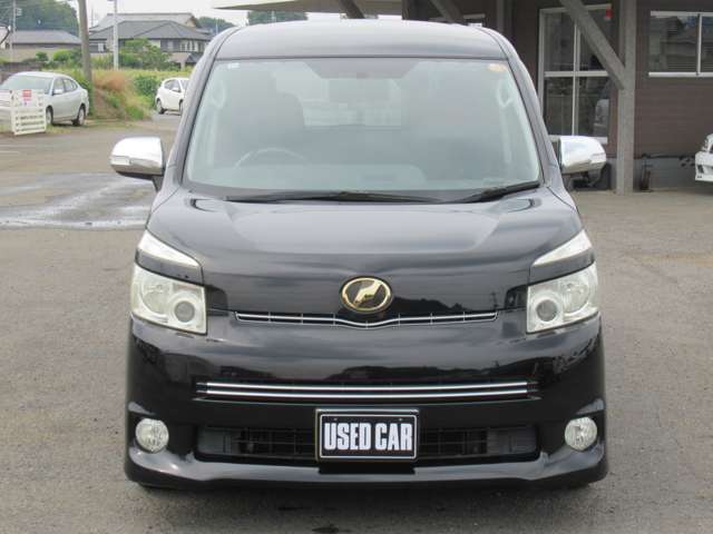 2008 Toyota Voxy – thumbnail 3
