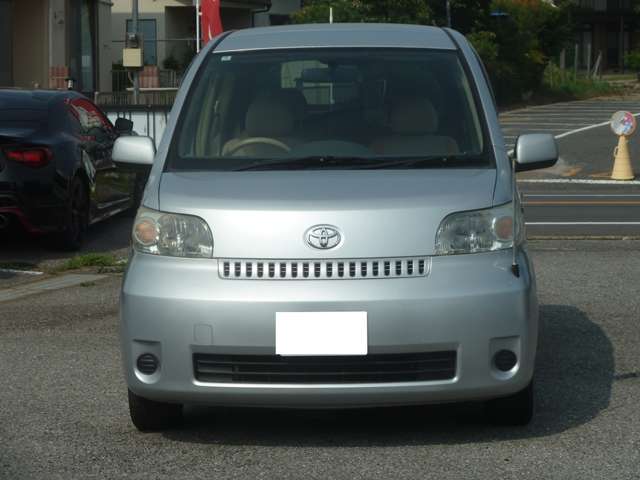 2005 Toyota Porte – thumbnail 2
