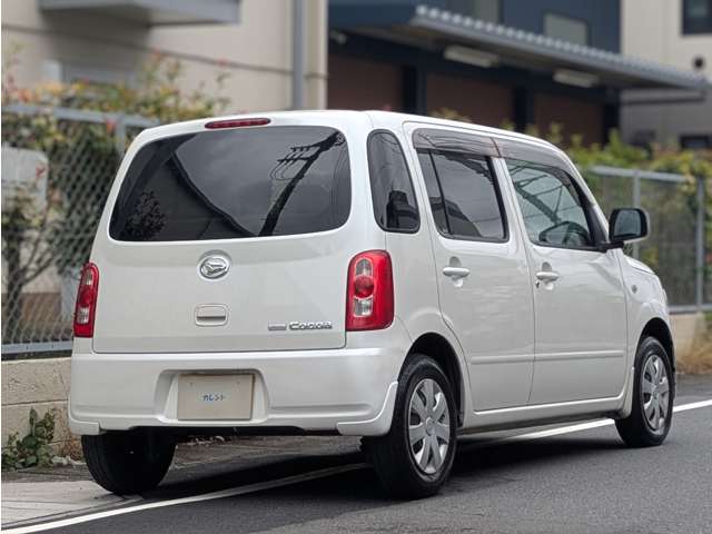 2010 Daihatsu Mira Cocoa – thumbnail 2