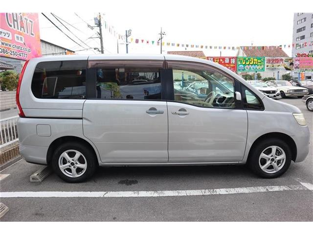 2007 Nissan Serena – thumbnail 4