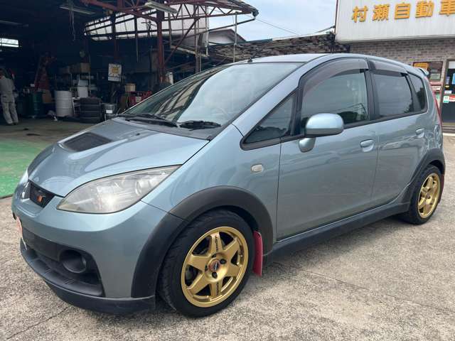 2009 Mitsubishi Colt – thumbnail 2
