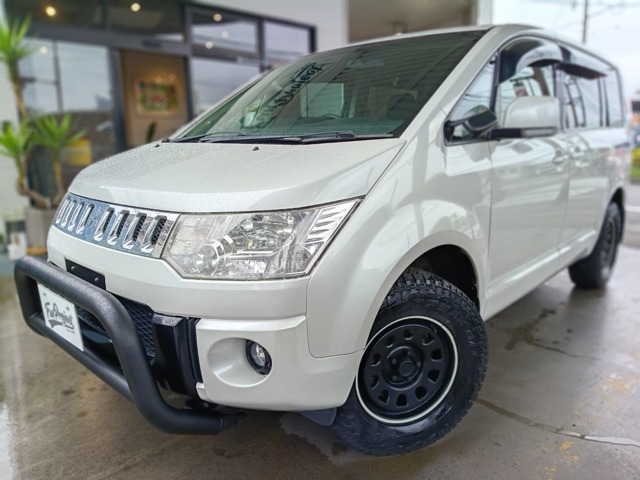 2009 Mitsubishi Delica D:5