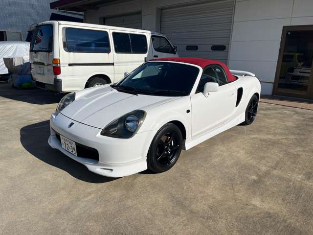 2000 Toyota MR-S – thumbnail 3
